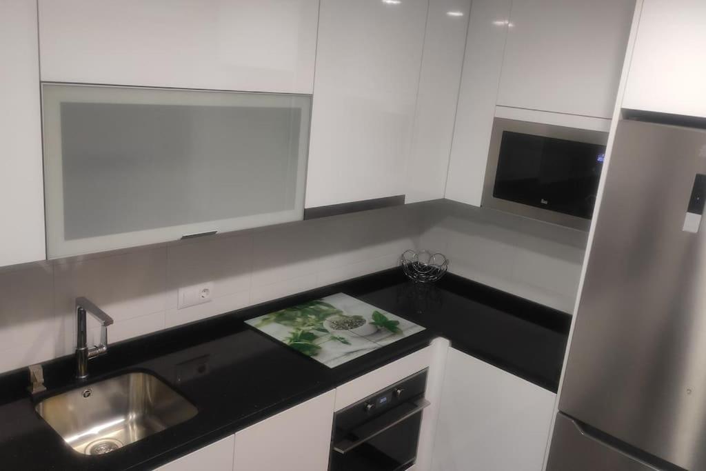 Piso En El Centro De Solares Apartment Ngoại thất bức ảnh